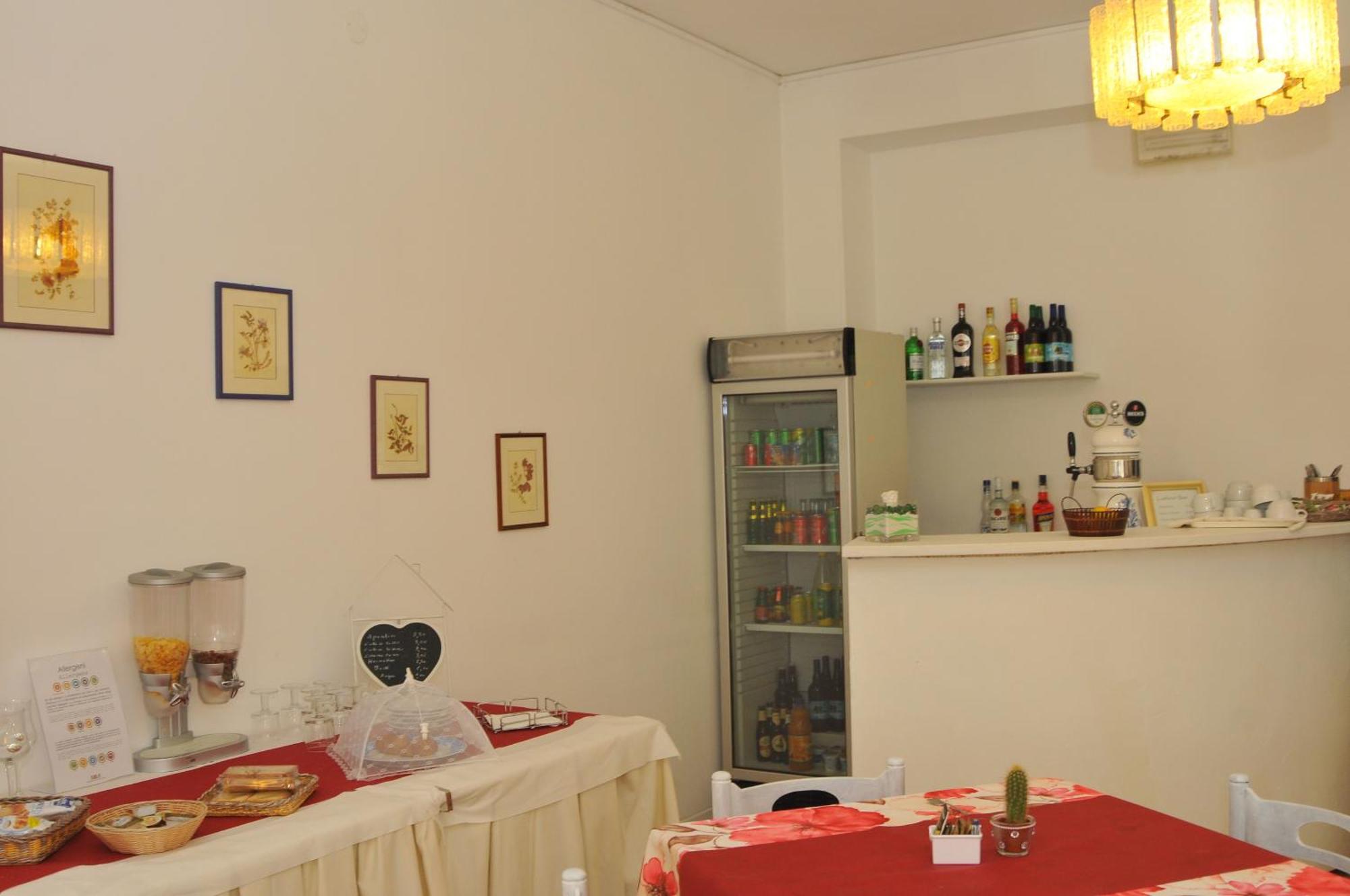 Pensione Elena Misano Adriatico Dış mekan fotoğraf