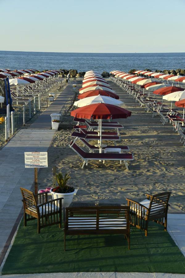 Pensione Elena Misano Adriatico Dış mekan fotoğraf