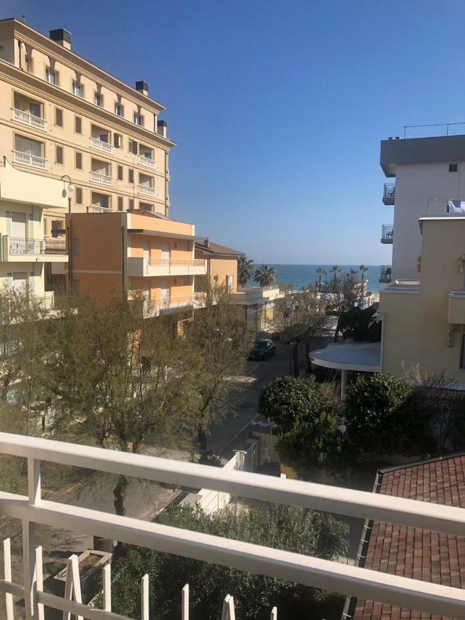 Pensione Elena Misano Adriatico Dış mekan fotoğraf